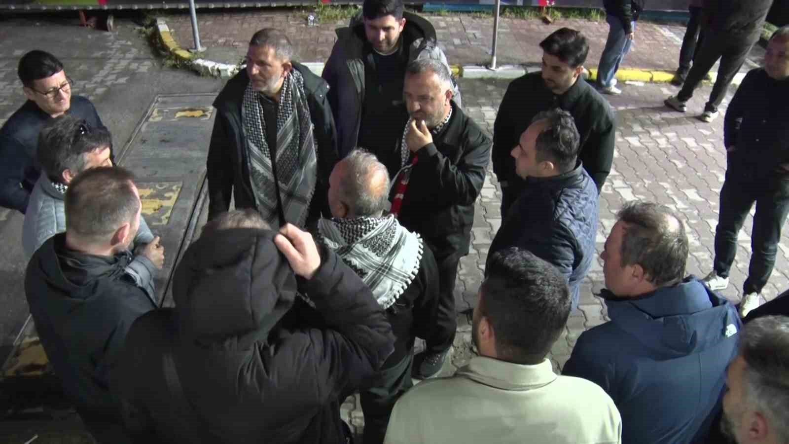 K&uuml;resel Sumud Filosu aktivistleri sağlık kontrol&uuml;n&uuml;n ardından Adli Tıp Kurumu&rsquo;ndan ayrıldı
