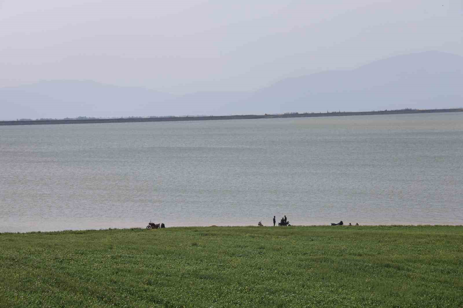 Baraj sınırları i&ccedil;erisindeki k&ouml;yler aşırı yağışlarla sular i&ccedil;erisinde kaldı

