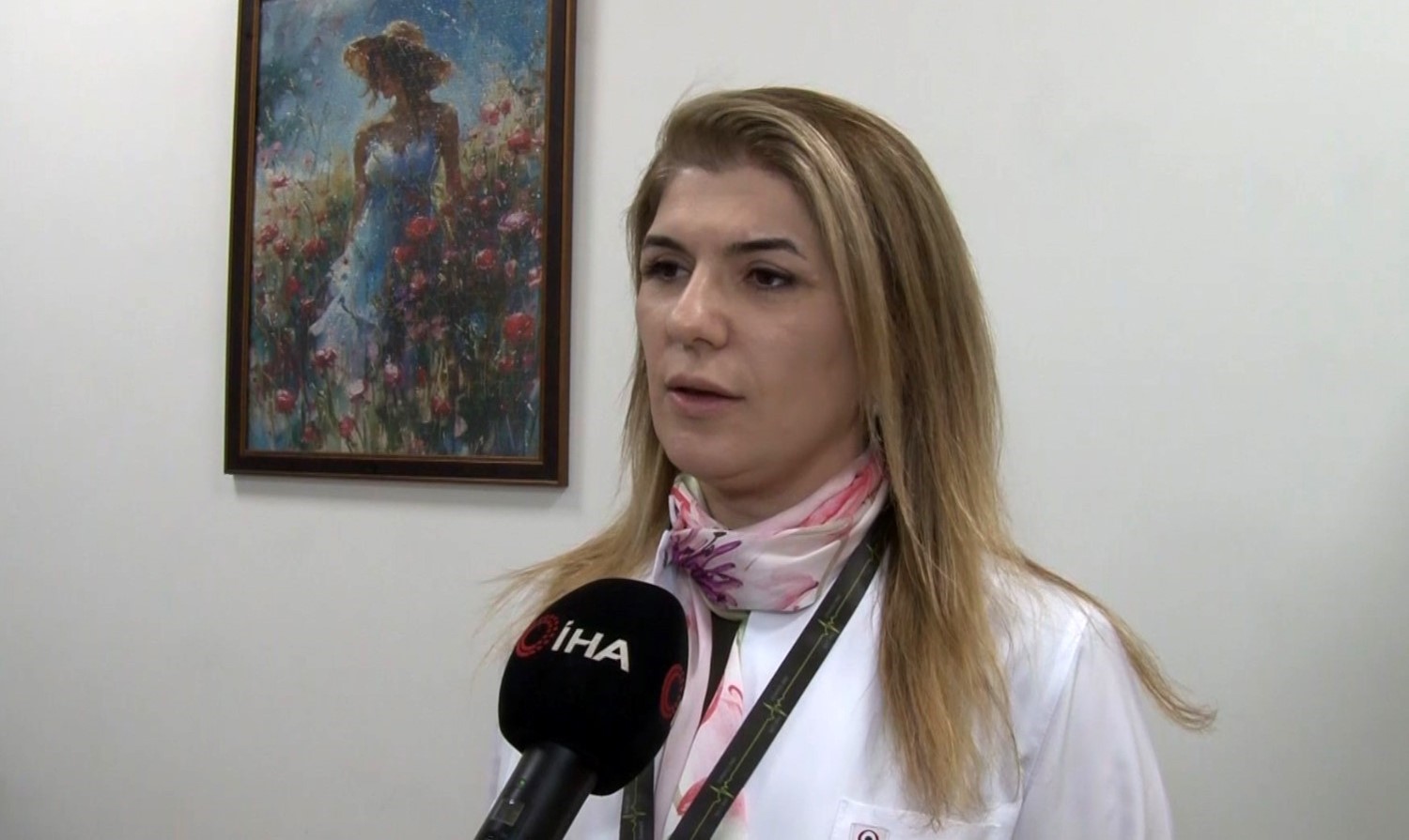 &Ouml;nce bebeğini doğurdu sonra eşine can oldu: "B&ouml;breğimi verdim, kalbim bile olsa veririm"
