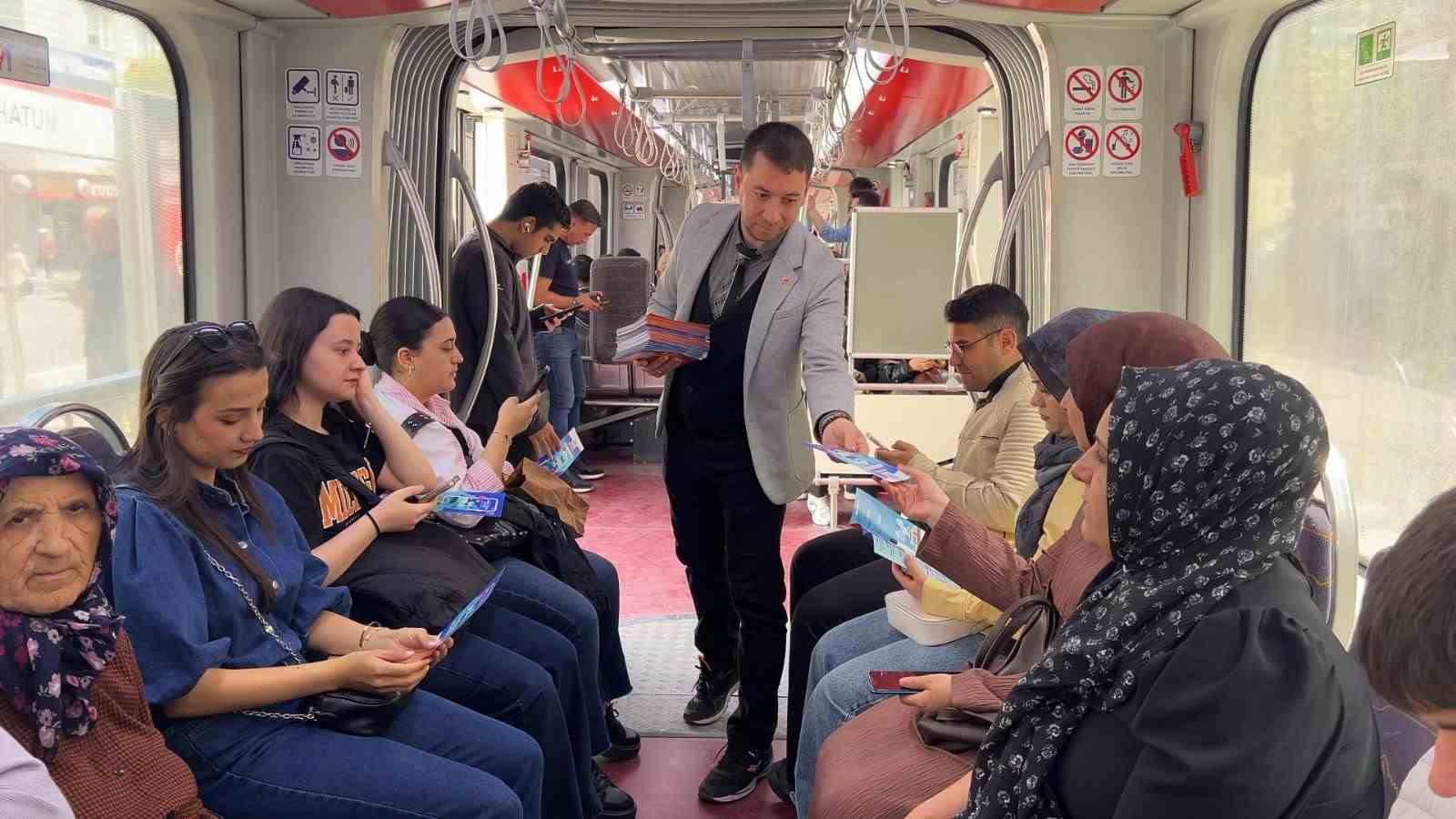 Kayseri B&uuml;y&uuml;kşehir, KBB trafik uygulamasını sahada tanıttı
