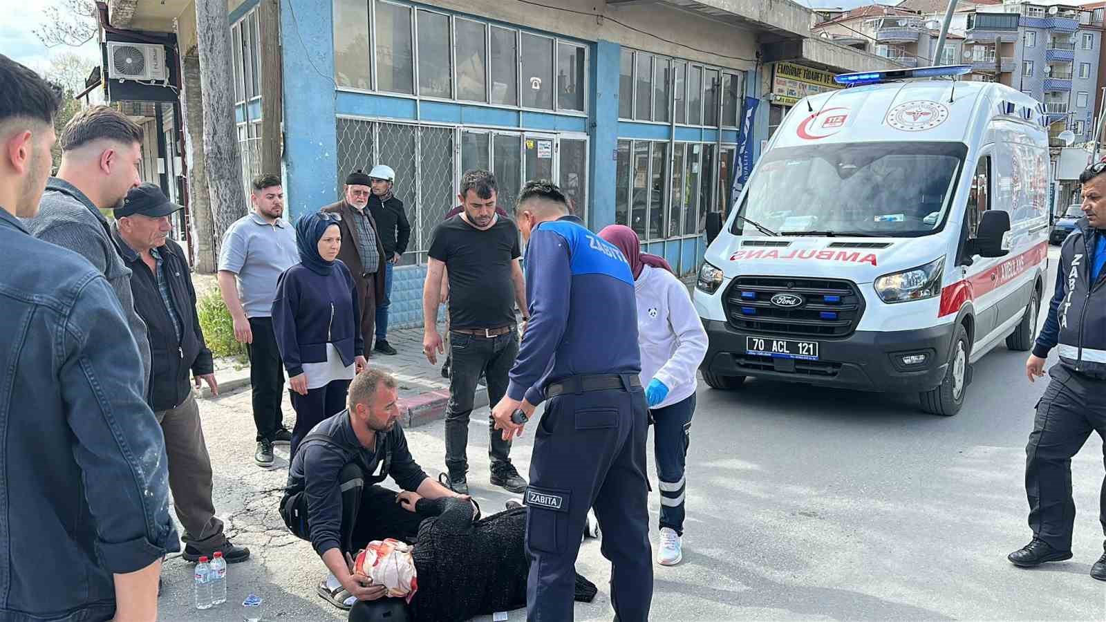 Karaman&rsquo;da ciple motosiklet &ccedil;arpıştı: 1 yaralı
