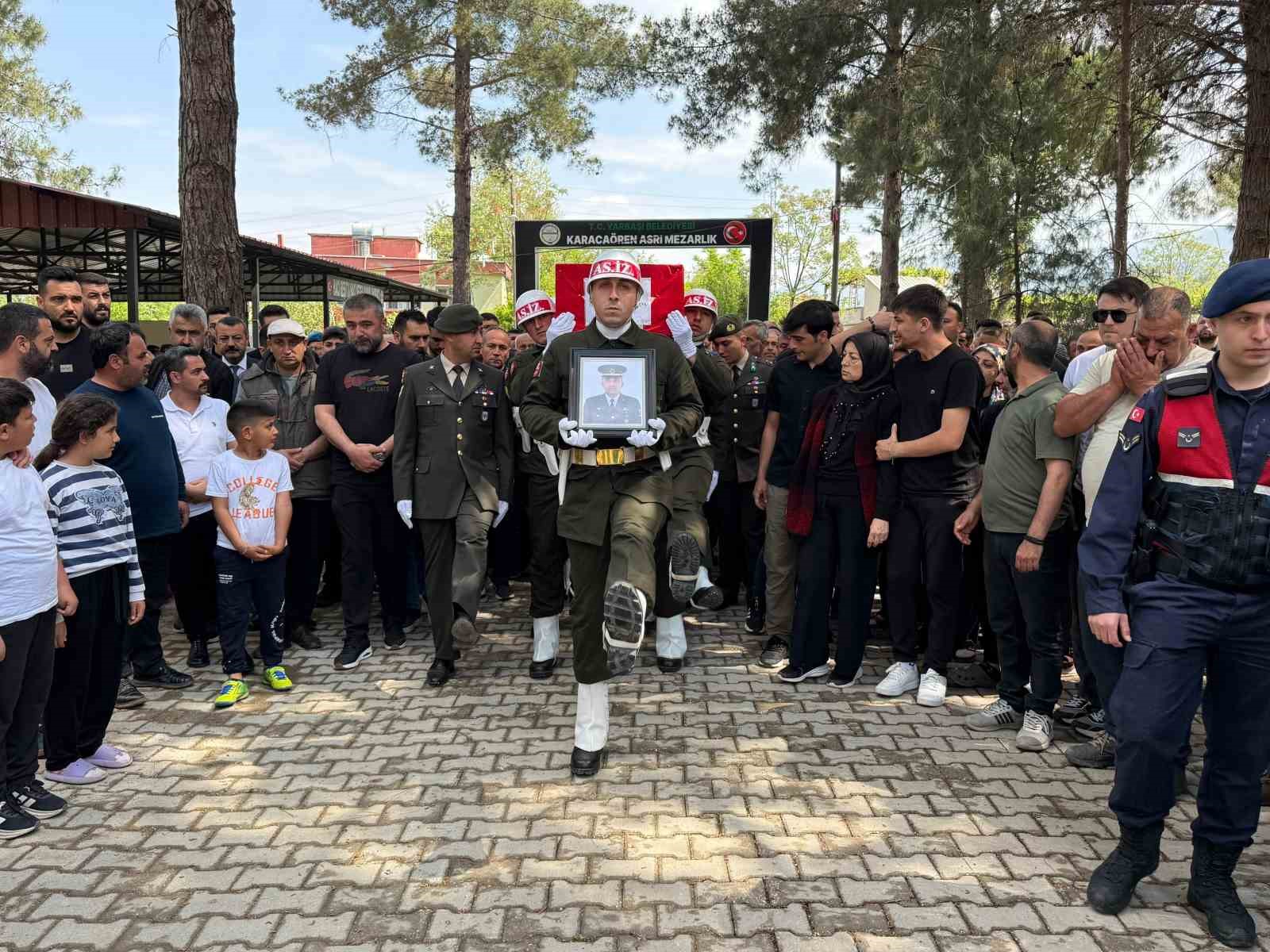 Osmaniye’de kanserden vefat eden astsubay için cenaze töreni düzenlendi