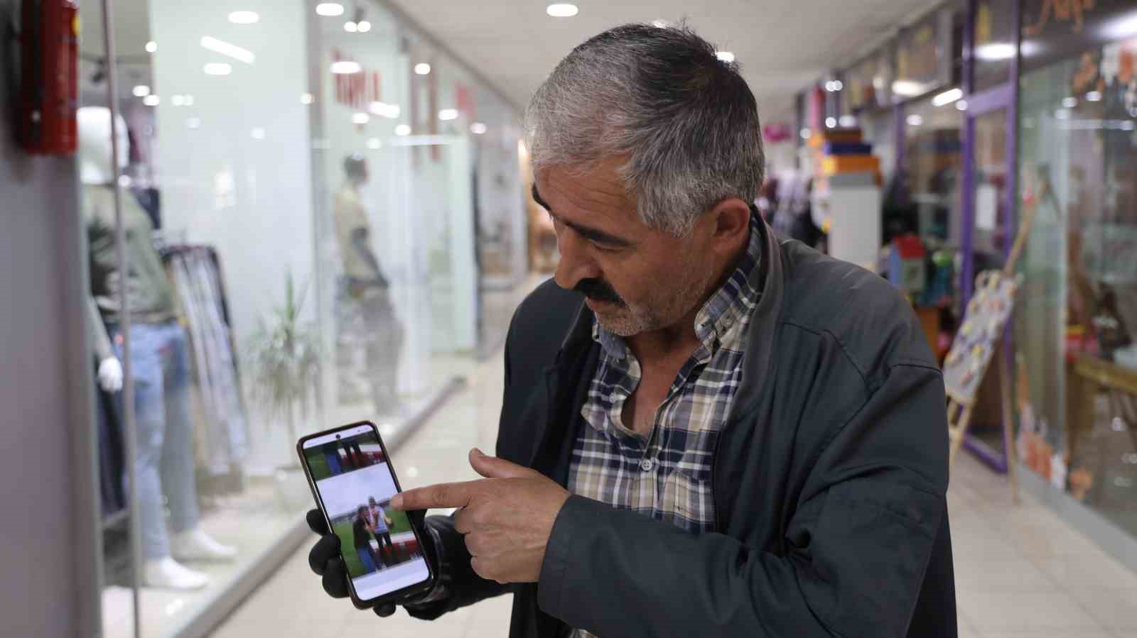 Emekli baba, ev yapımı poğa&ccedil;a satarak &ccedil;ocuğunun tedavisine destek oluyor
