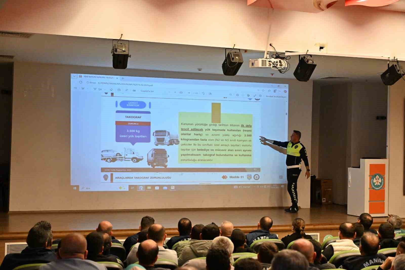 Manisa B&uuml;y&uuml;kşehir Belediyesinin şof&ouml;rlerine hayati eğitim
