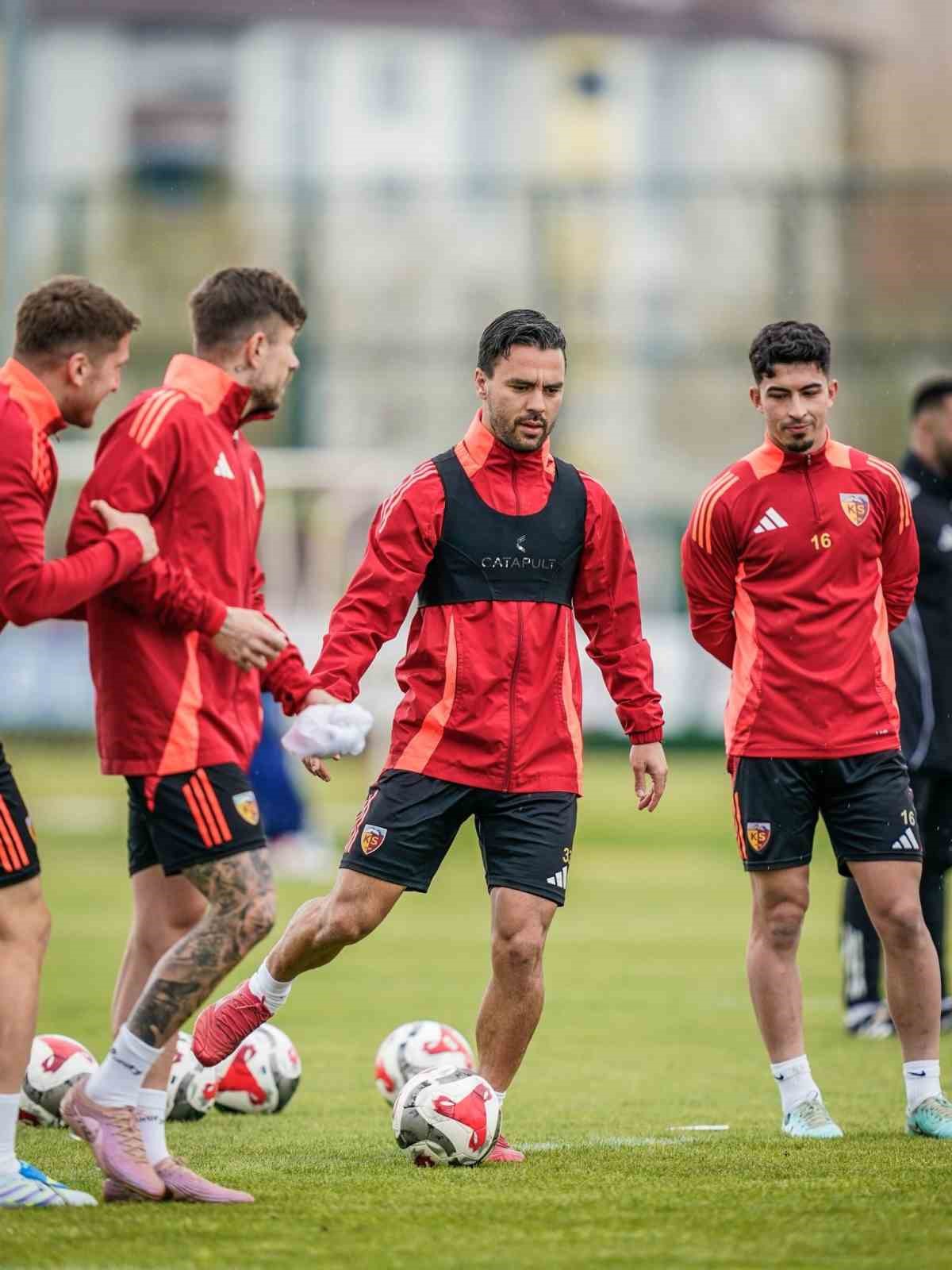 Kayserispor, Ey&uuml;pspor ma&ccedil;ı hazırlıklarını tamamladı
