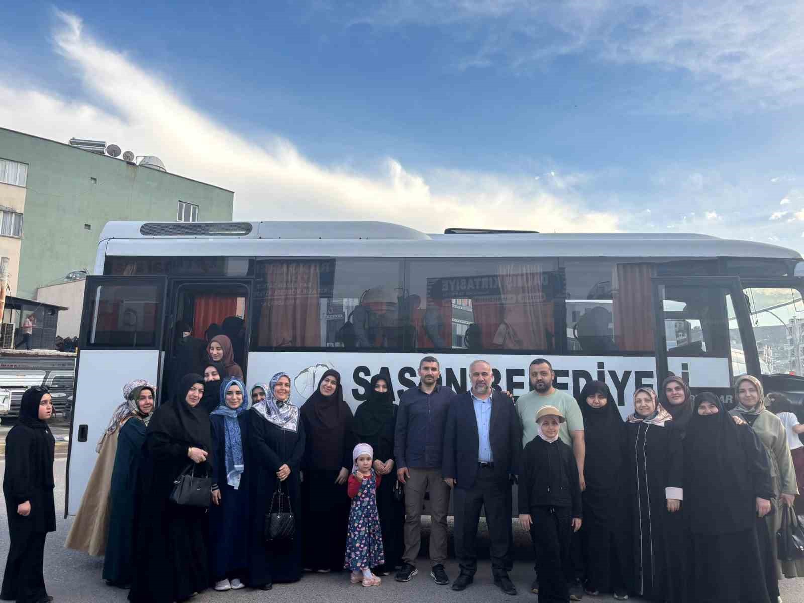 Batmanlı Kur&rsquo;an kursu &ouml;ğreticileri, Cizre&rsquo;yi gezdi
