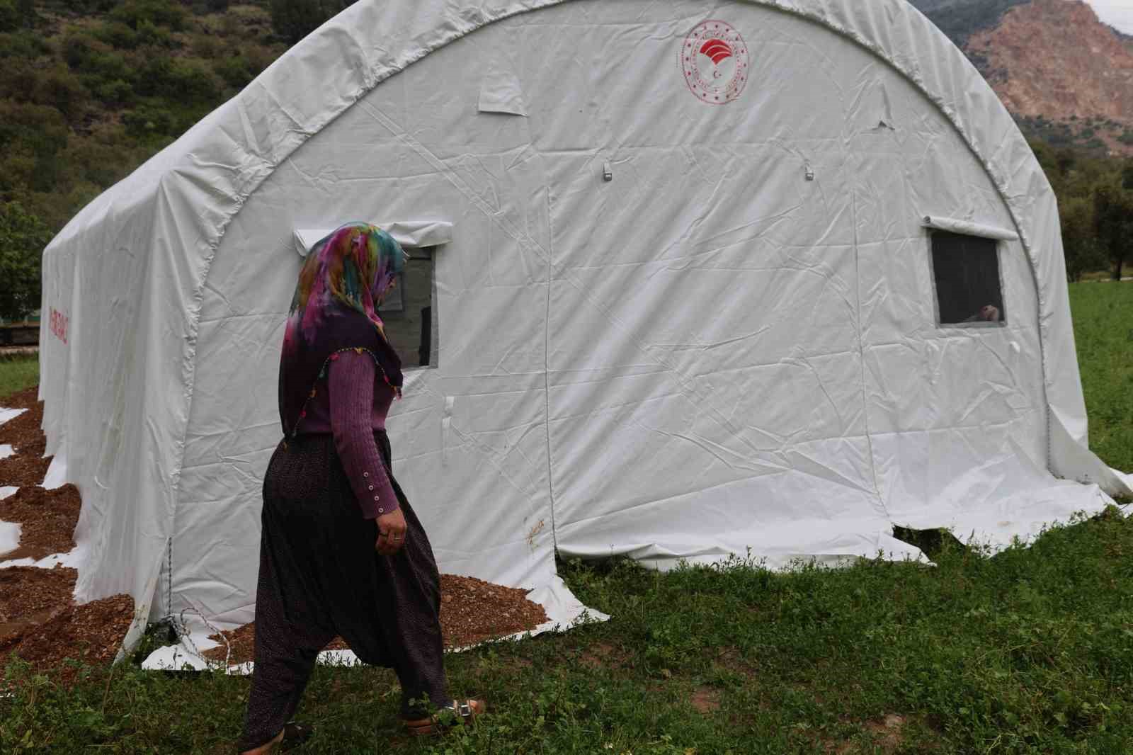 Hayriye Teyze&rsquo;nin y&uuml;z&uuml; devlet desteğiyle g&uuml;ld&uuml;
