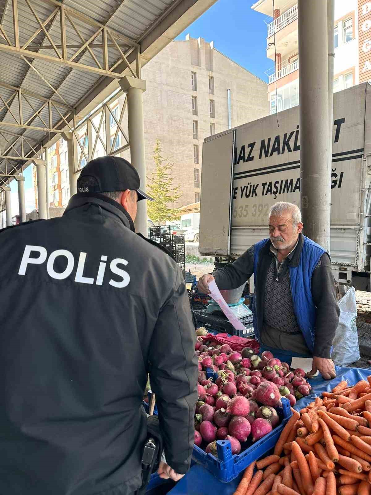Mucur&rsquo;da vatandaş dolandırıcılık konusunda bilgilendirildi
