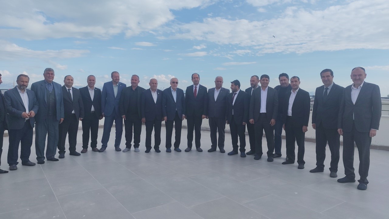 İlim Yayma Cemiyeti Erciş Şubesi&rsquo;nin yeni hizmet binası t&ouml;renle a&ccedil;ıldı
