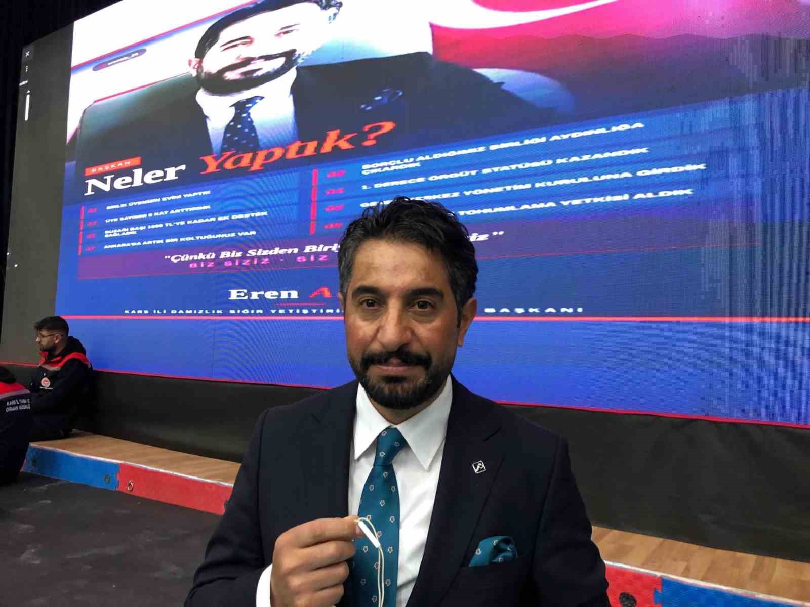Eren Alp bin 478 oyla yeniden başkan se&ccedil;ildi
