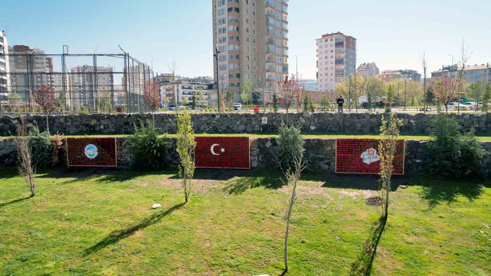 Talas&rsquo;ta bahar &lsquo;&Ccedil;i&ccedil;ek Şenliği&rsquo; ile ta&ccedil;lanıyor
