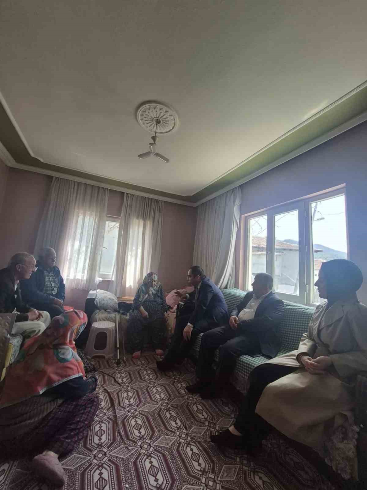 Kaymakam U&ccedil;ar hane g&ouml;r&uuml;şmelerinde bulundu
