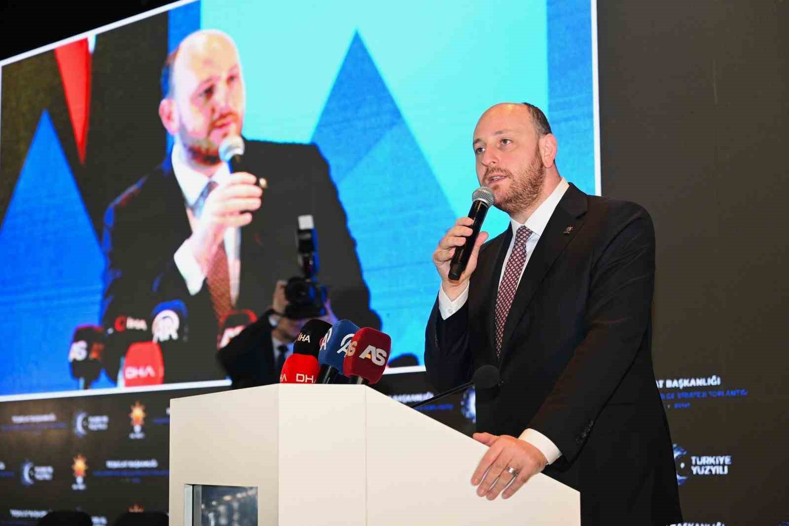 AK Parti Teşkilat Başkanı B&uuml;y&uuml;kg&uuml;m&uuml;ş: "Siyaseti koltuk kapma oyunu olarak g&ouml;rmedik"
