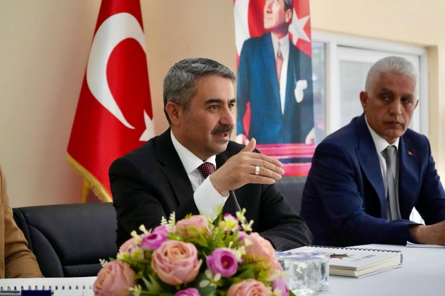 Milletvekili Mustafa Alkayış G&ouml;lbaşı&rsquo;nda sorunları tespit etti
