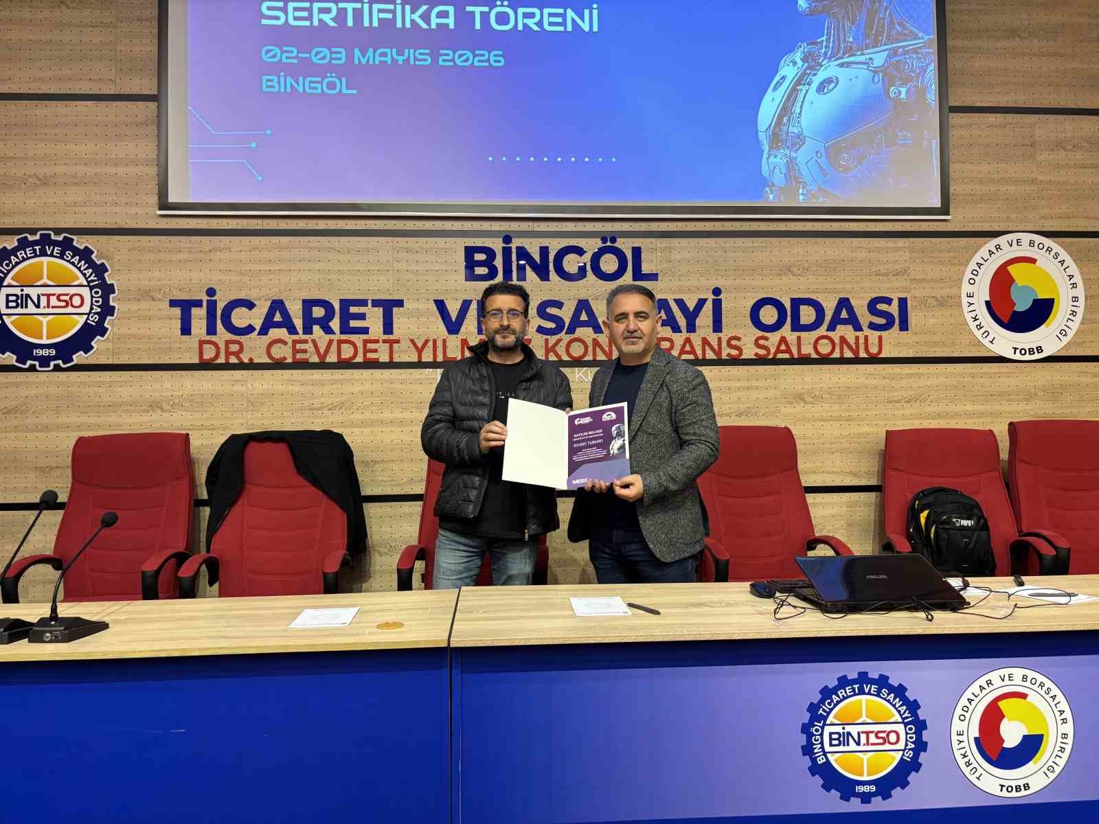 Bing&ouml;l&rsquo;de medya &ccedil;alışanlarına yapay zeka eğitimi verildi
