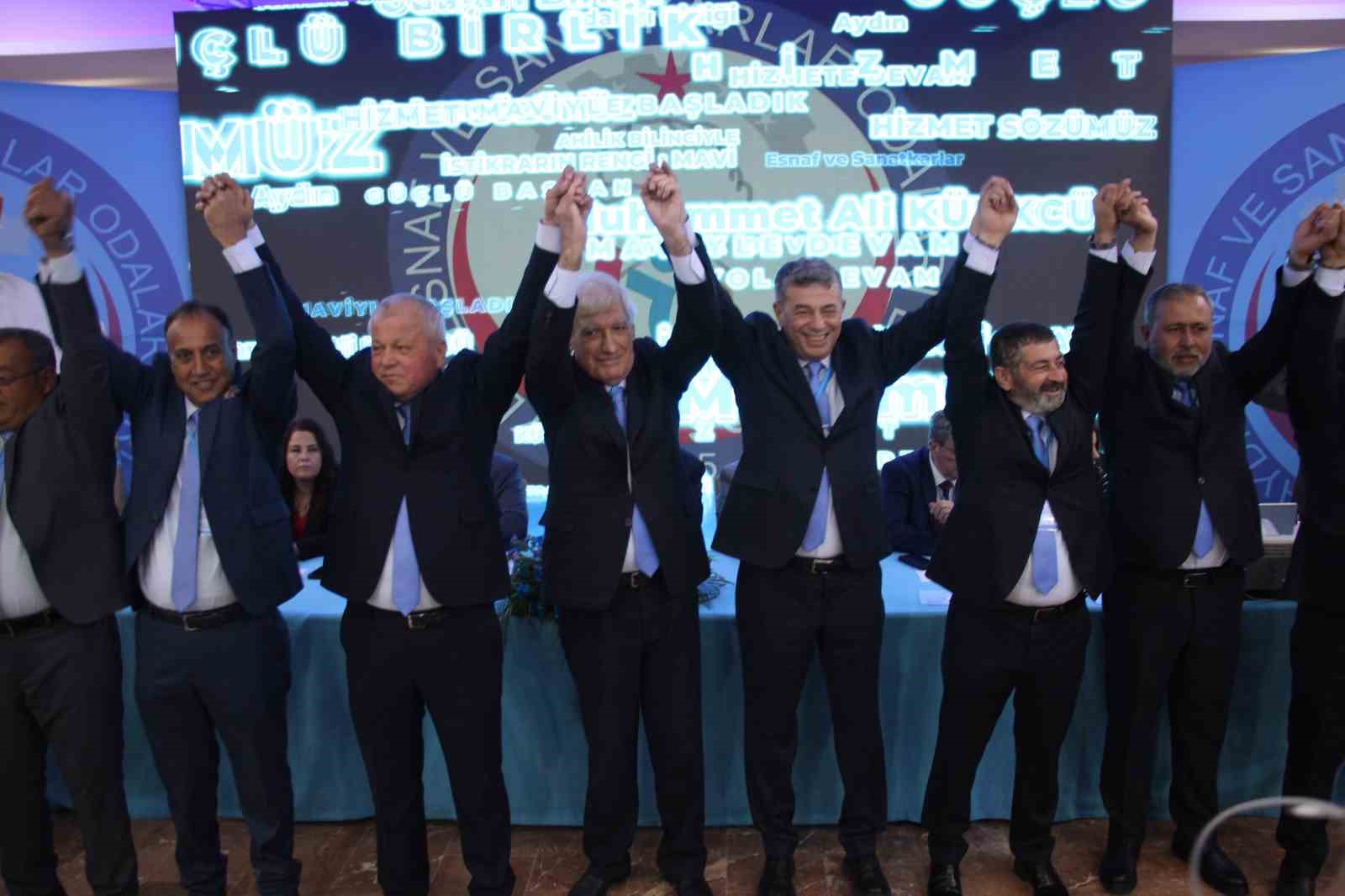 AYESOB&rsquo;da Başkan K&uuml;nkc&uuml; g&uuml;ven tazeledi

