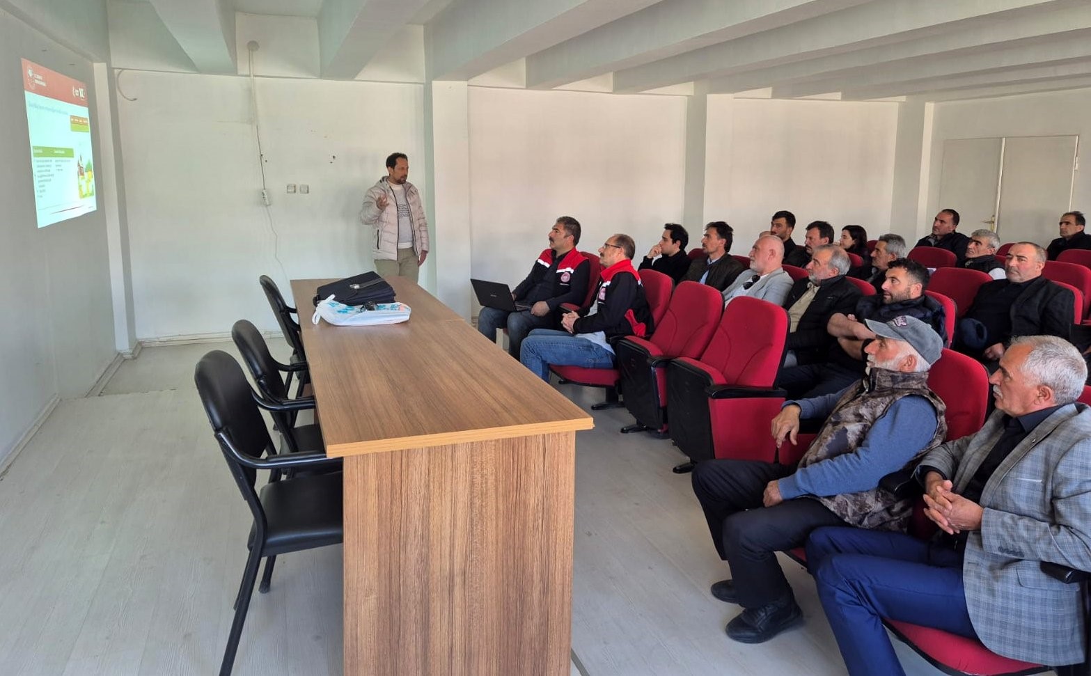 Otlukbeli&rsquo;nde kırsal kalkınma destekleri anlatıldı
