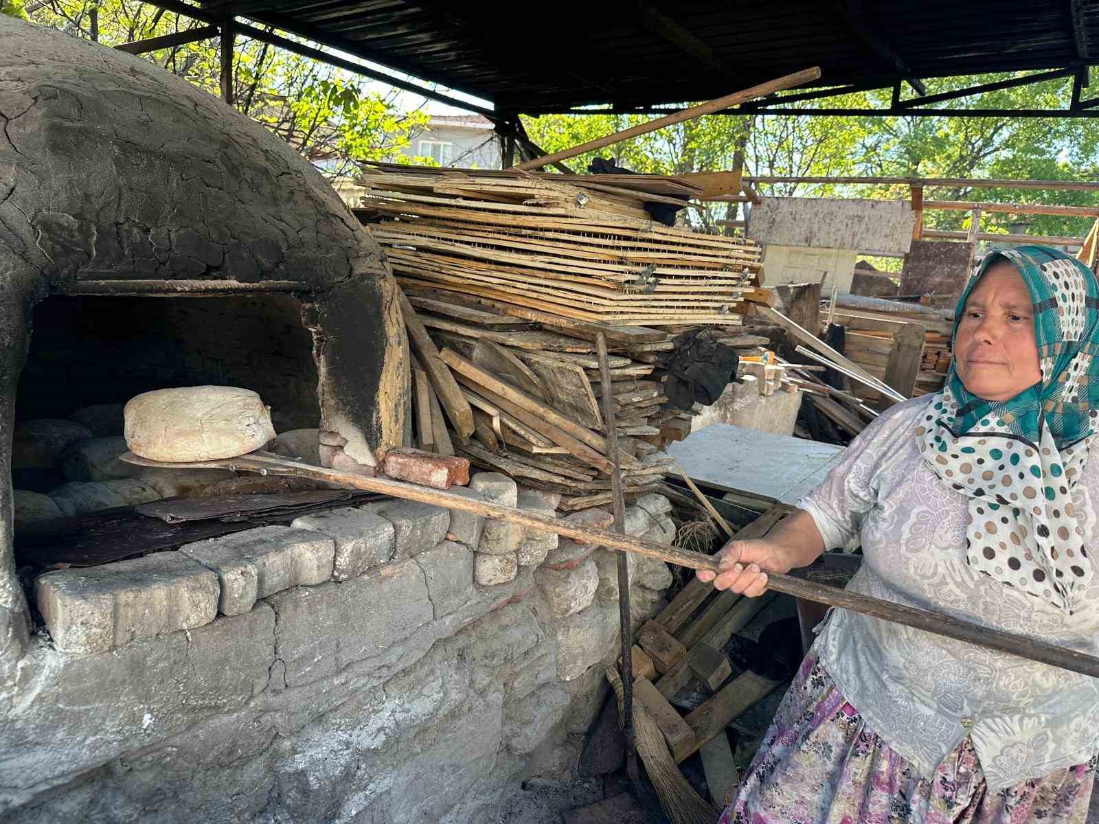 Ekşi maya k&ouml;y ekmeğiyle başarı hikayesi yazıyor, fırınlara meydan okuyor
