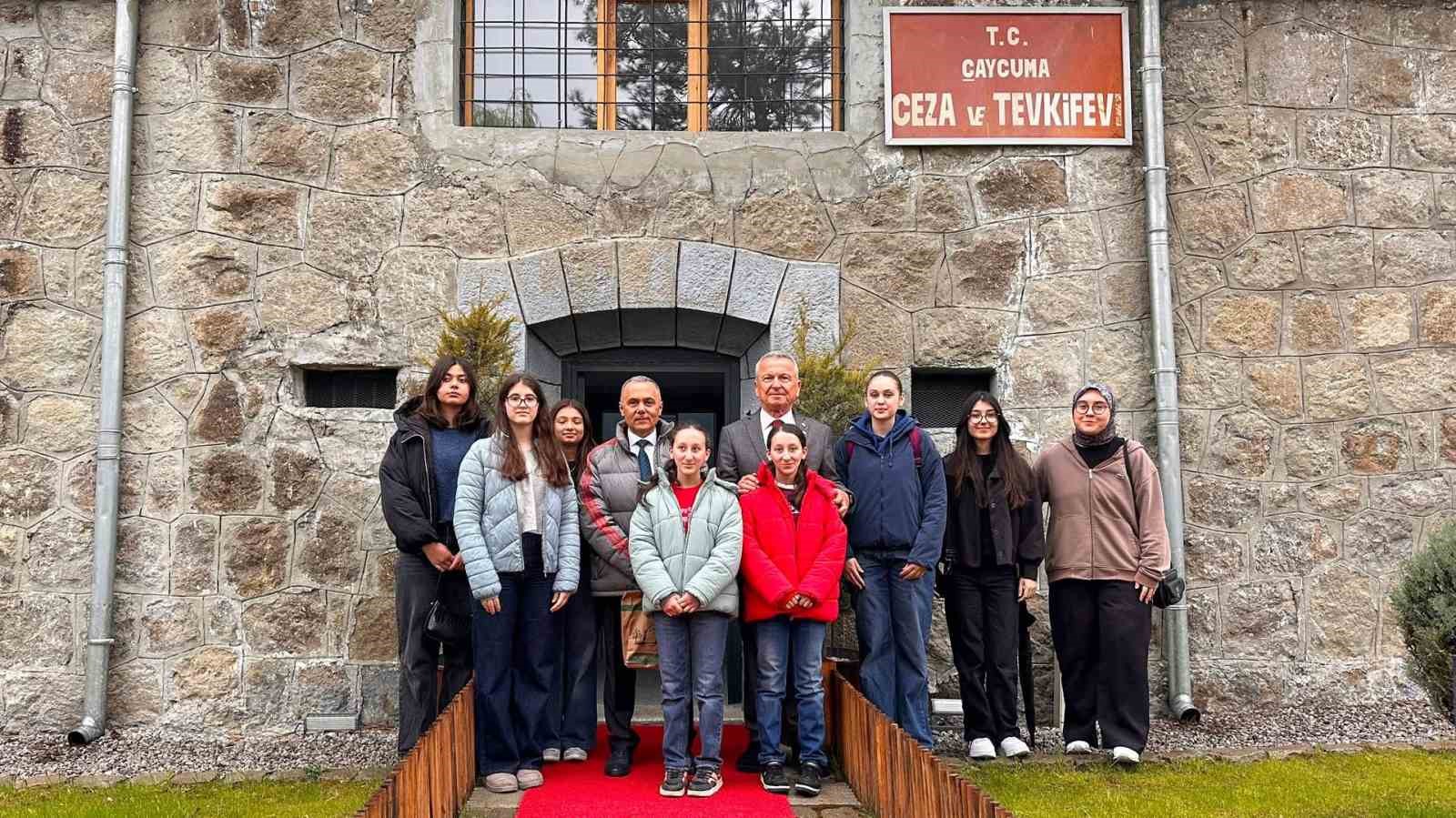 Mustafa S&ouml;zen Filyos&rsquo;un kuşlarını anlattı
