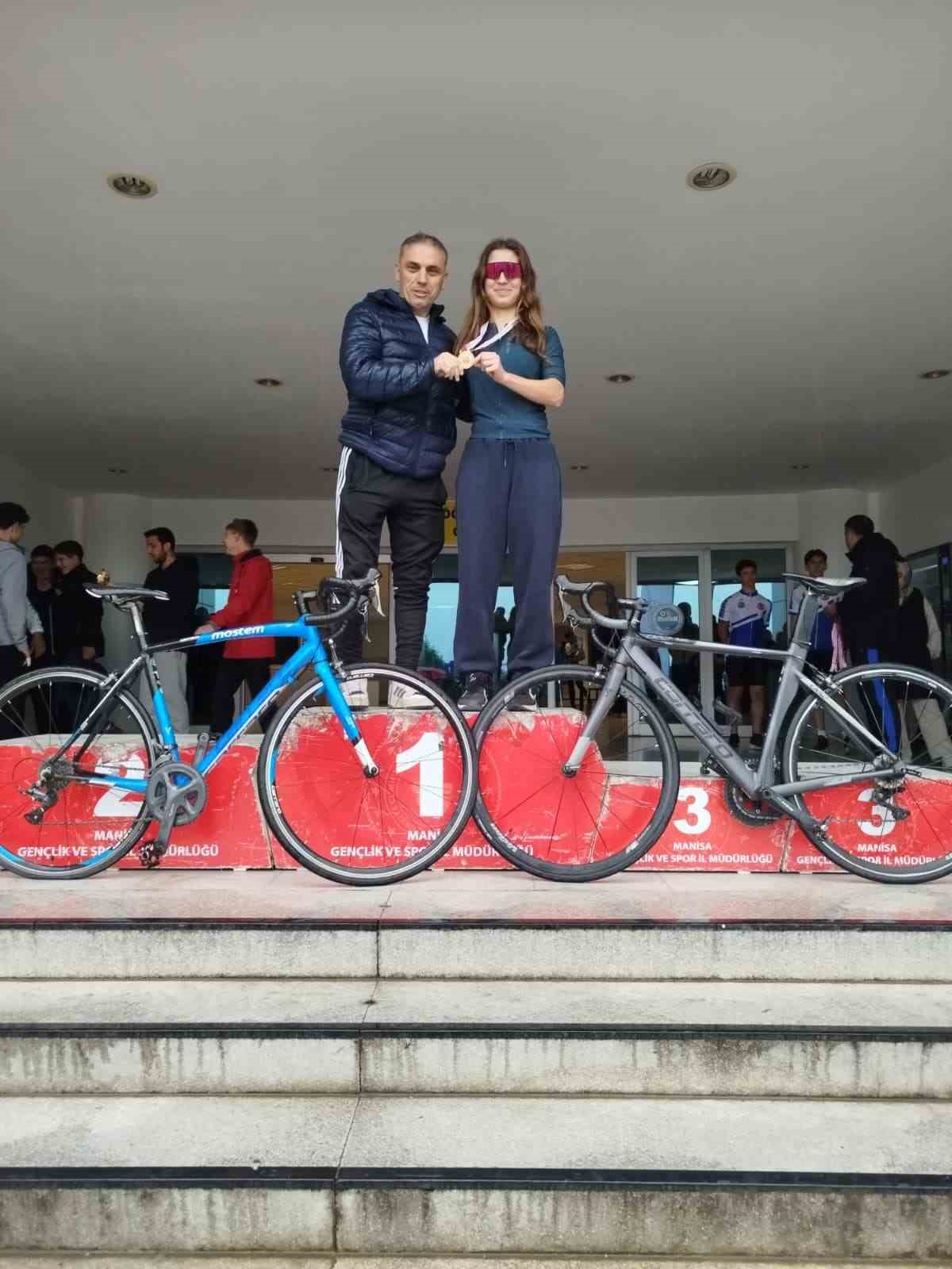 Pedallar şampiyonluk i&ccedil;in d&ouml;nd&uuml;
