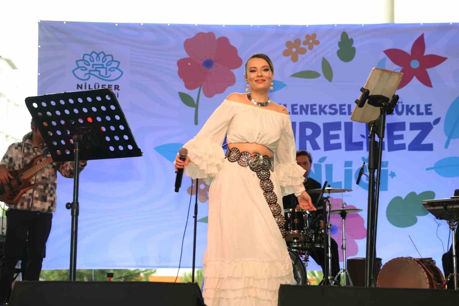 Nil&uuml;fer&rsquo;de hıdırellez coşkusu
