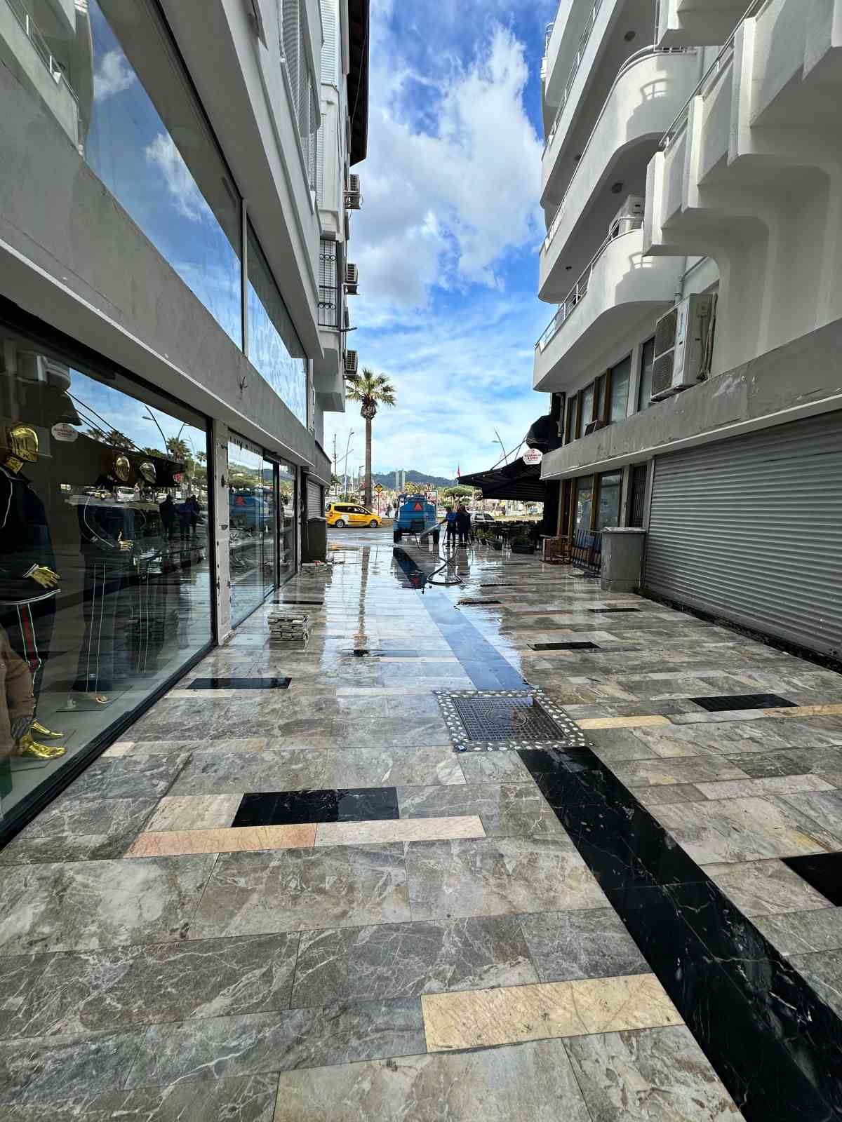 Marmaris sezona hazırlanıyor
