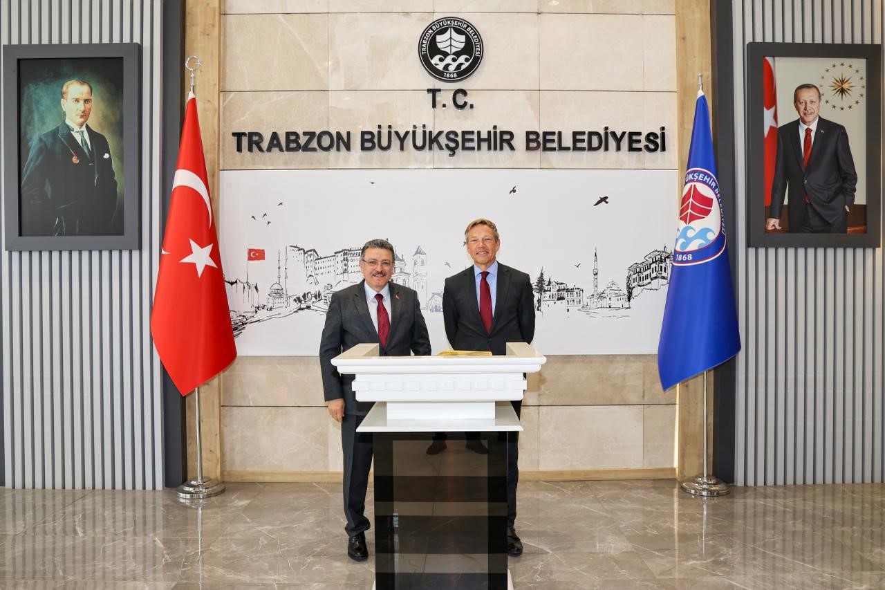 Hollanda Ankara B&uuml;y&uuml;kel&ccedil;isi Wijnands: "Hollandalı yatırımcılar i&ccedil;in Trabzon&rsquo;un &ouml;nemli fırsatlar sunduğunu d&uuml;ş&uuml;n&uuml;yorum"
