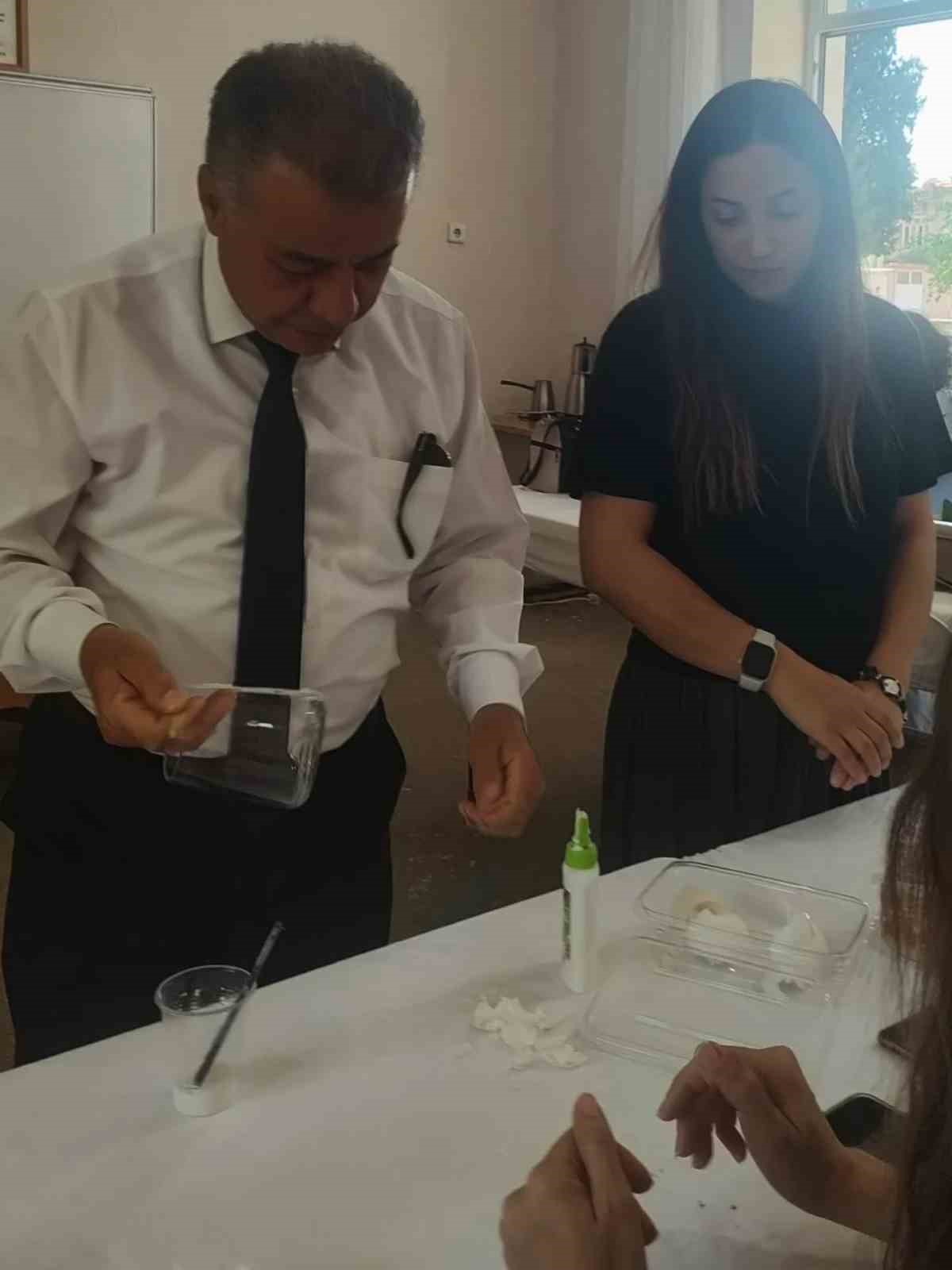 Sultanhisar&rsquo;da &ouml;ğretmenlere &lsquo;Sıfır Atık At&ouml;lyesi&rsquo; eğitimi
