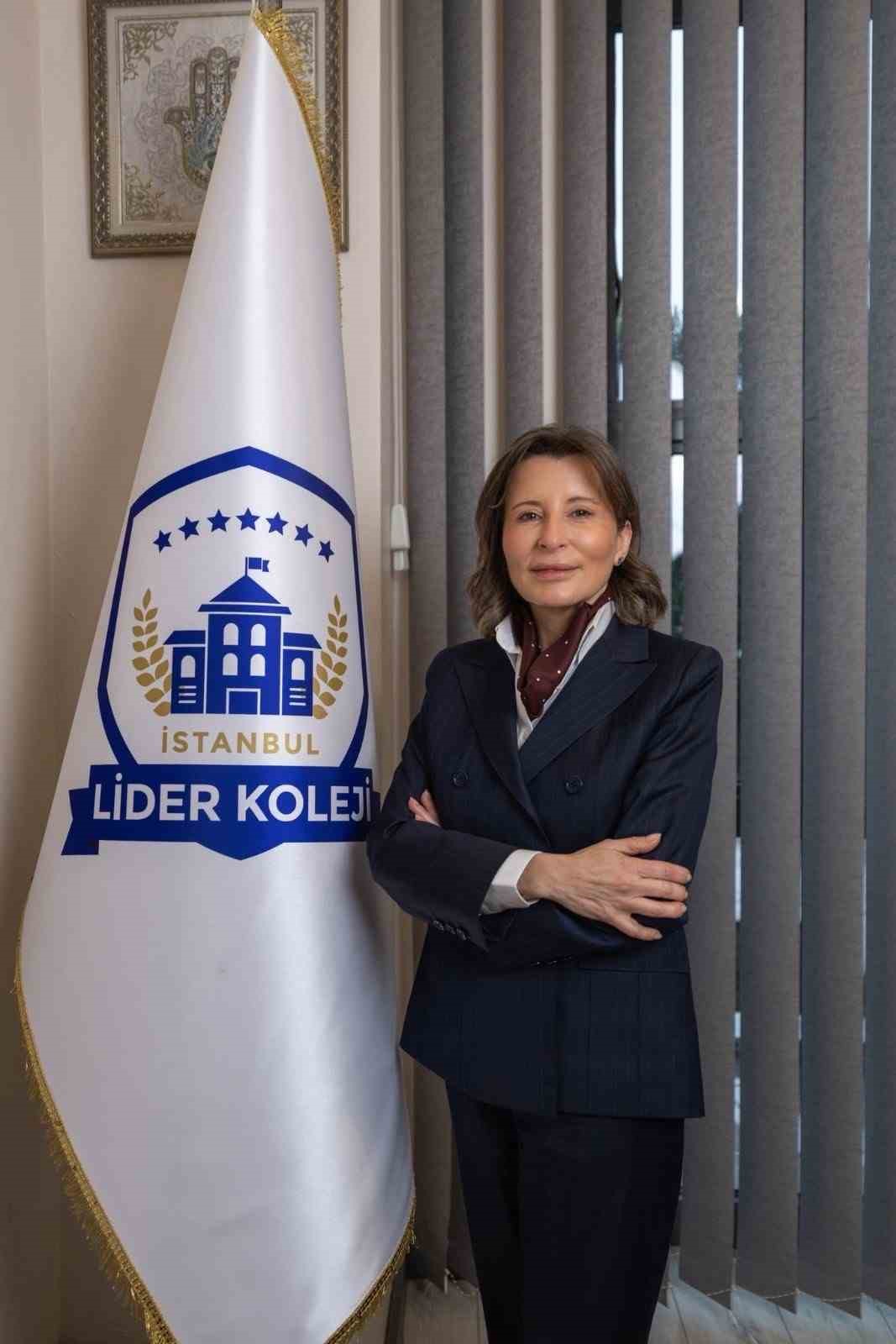 İstanbul Lider Koleji &ouml;ğrencileri 3 kategoride 3 &ouml;d&uuml;lle Roma&rsquo;da
