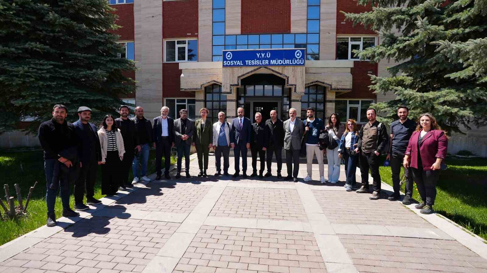 DAKAF&rsquo;26 &rsquo;Gen&ccedil;liğin &Uuml;retim &Ccedil;ağı&rsquo; temasıyla kapılarını a&ccedil;ıyor
