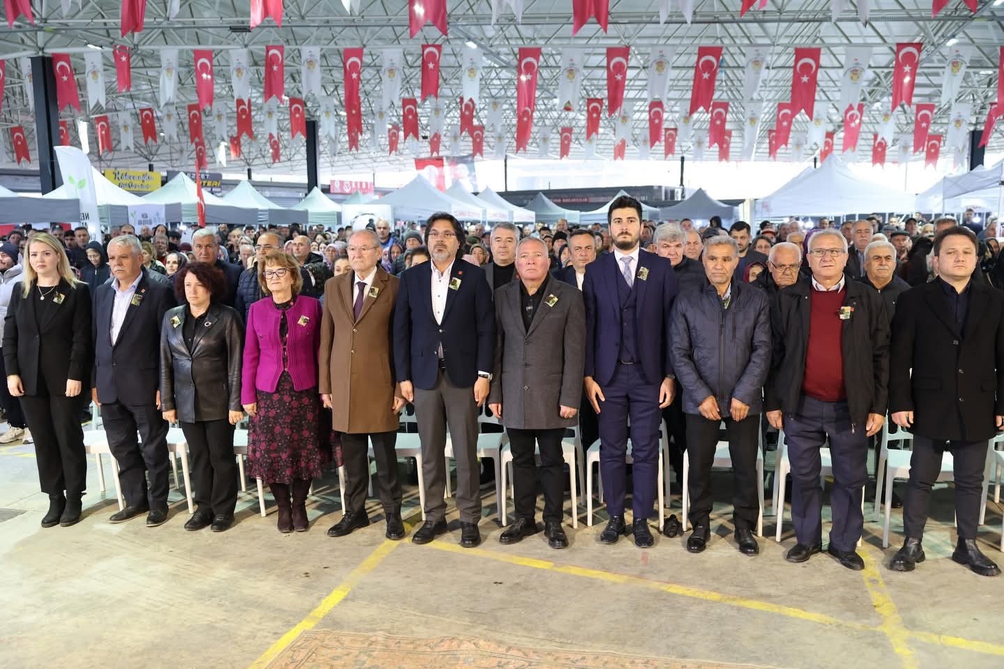 Honaz Ata Tohumu Şenliğinde binlerce tohum ve fide vatandaşlara dağıtıldı
