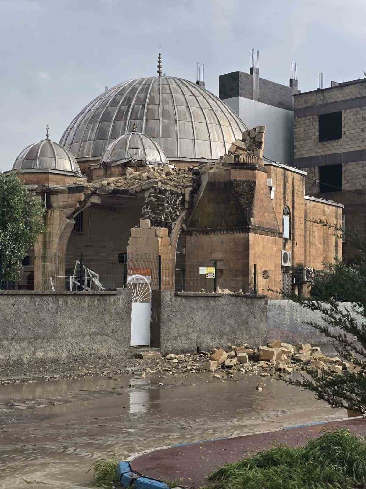 Birecik&rsquo;te vatandaşlar "s&uuml;per h&uuml;cre" felaketini anlattı
