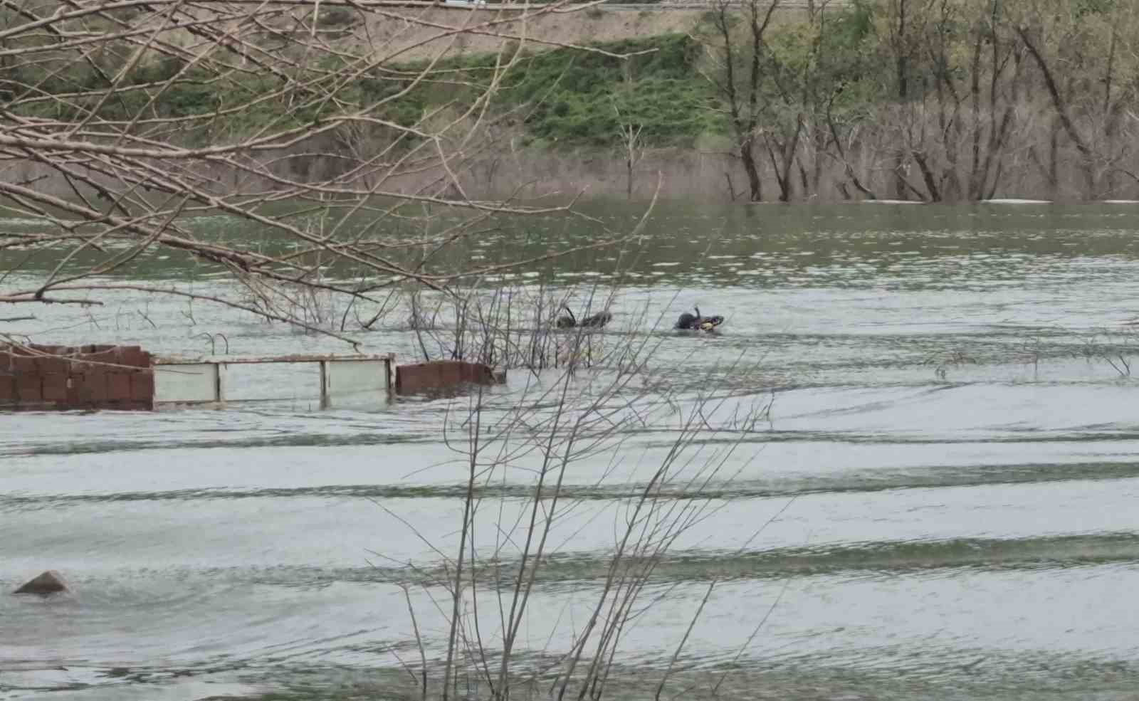 Bartın&rsquo;da ger&ccedil;eği aratmayan sel tatbikatı
