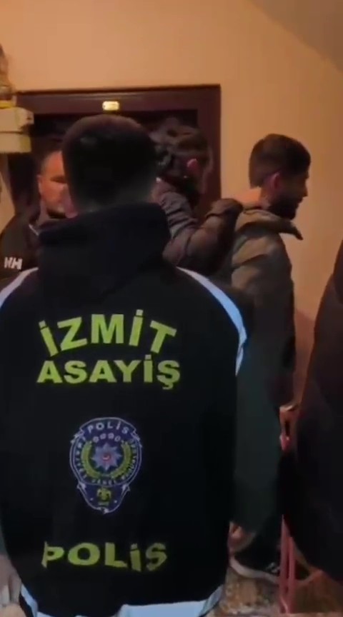 Kıyafet dolabından cezaevine
