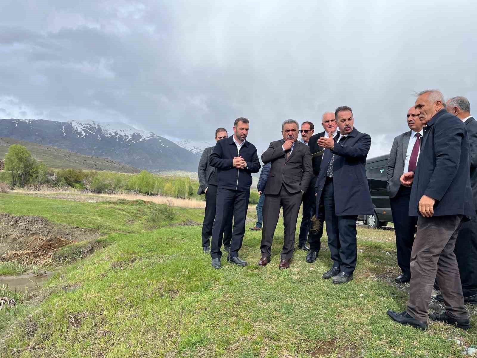 Erzincan’da Karakaya köyünde su kaynakları incelendi