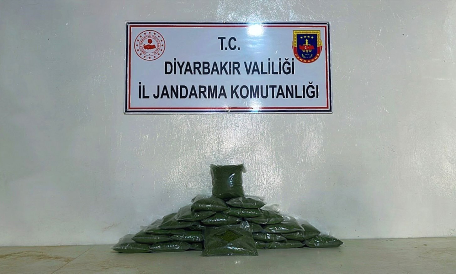 Diyarbakır’da 20 kilo 600 gram uyuşturucu ele geçirildi
