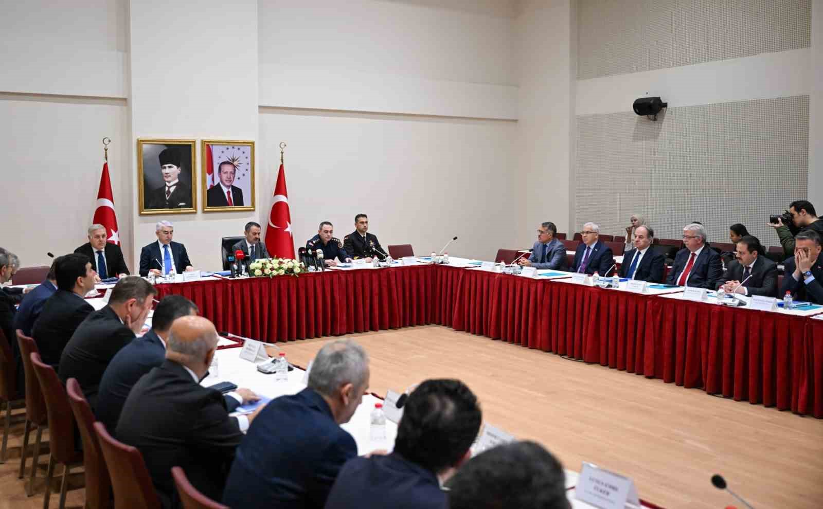 Kocaeli&rsquo;de bir ayda 77 bin s&uuml;r&uuml;c&uuml;ye trafik cezası kesildi
