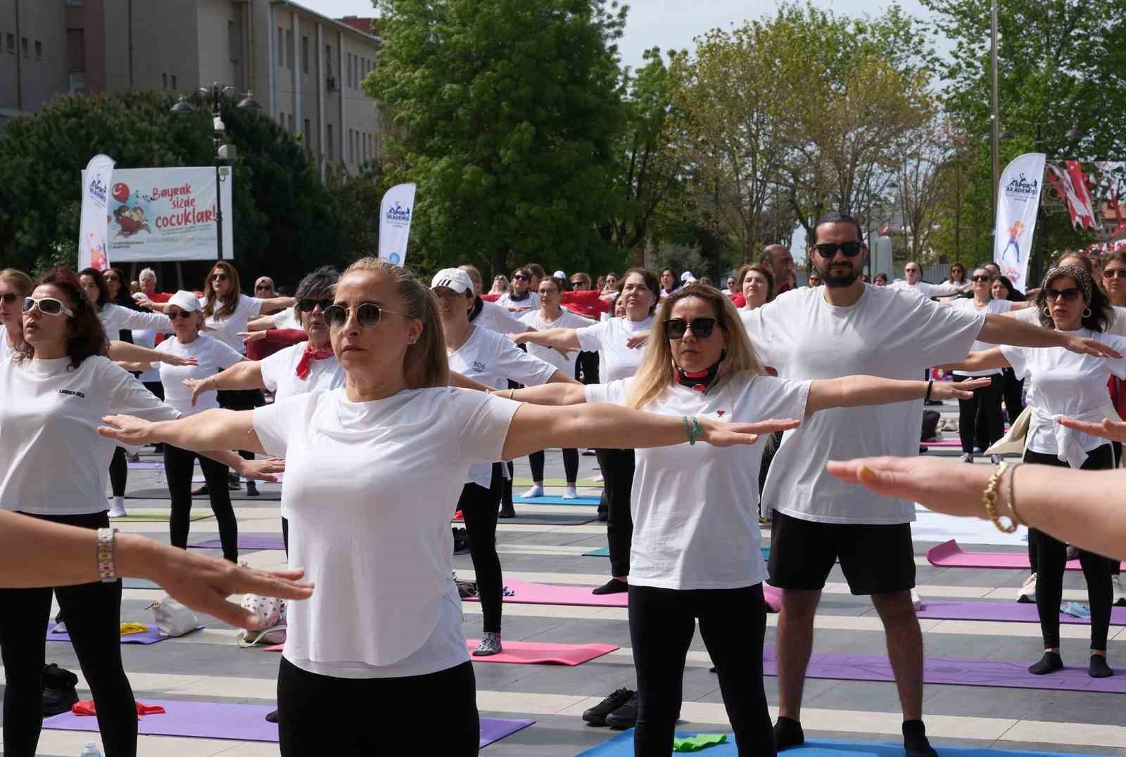D&uuml;nya Pilates G&uuml;n&uuml; renkli ve spor dolu etkinlikle kutlandı
