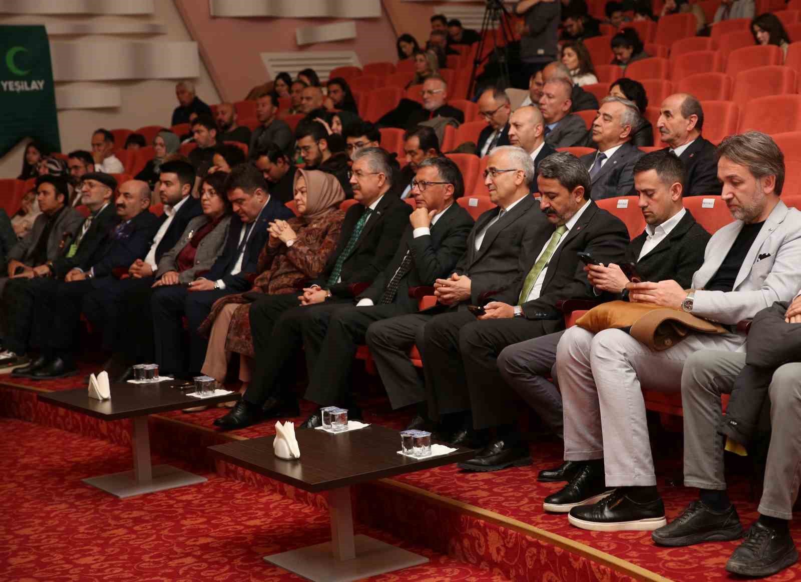 ‘Yeşilay Fest’ ESOGÜ’de başladı