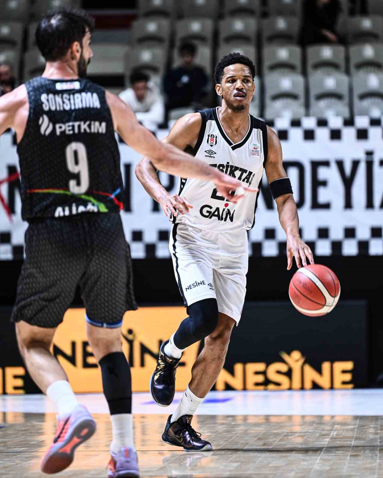 Basketbol S&uuml;per Ligi: Beşiktaş: 81 - Aliağa Petkim Spor: 69
