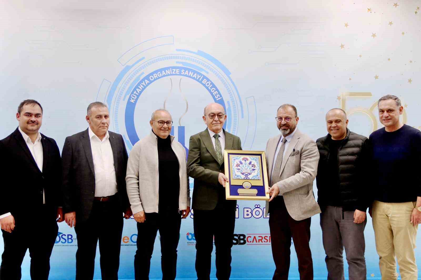 K&uuml;tahya OSB&rsquo;de Emin Y&uuml;ce g&ouml;revine veda etti
