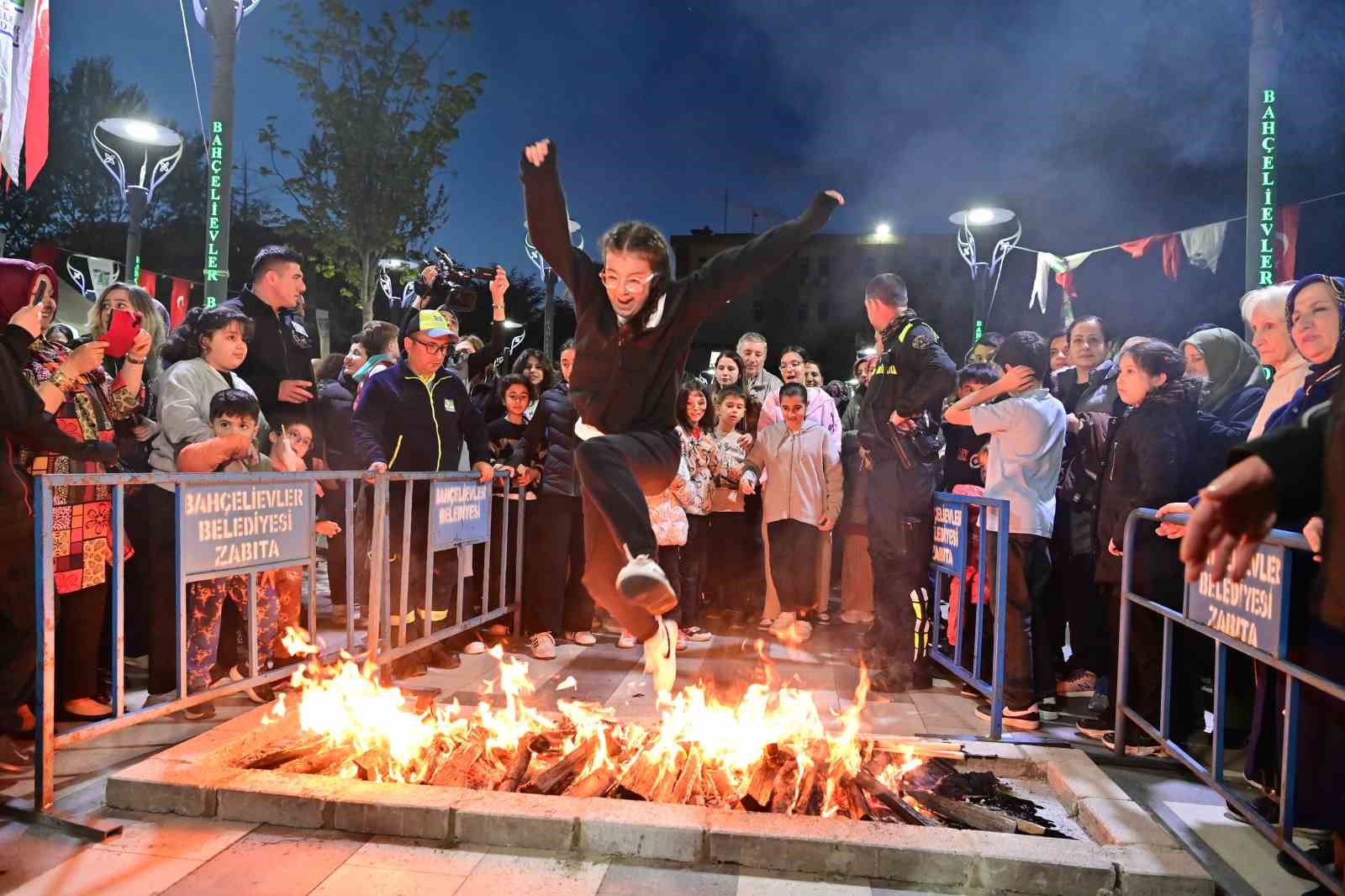 Bahçelievler Belediyesi Hıdırellez programı düzenledi
