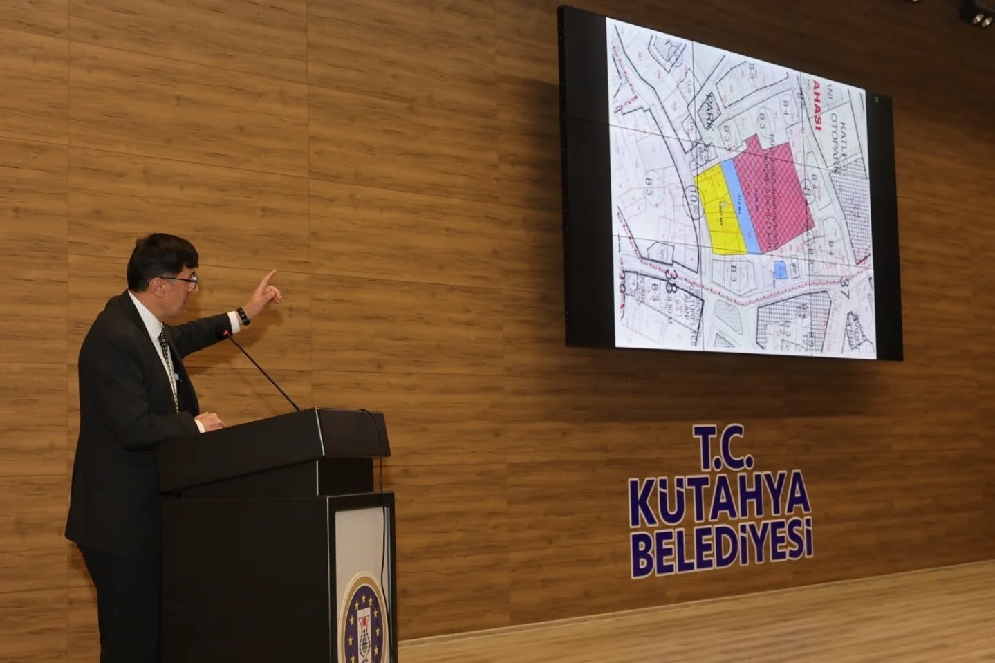 Başkan Kahveci: "Projelerimiz ihtiya&ccedil;lar doğrultusunda şekilleniyor"
