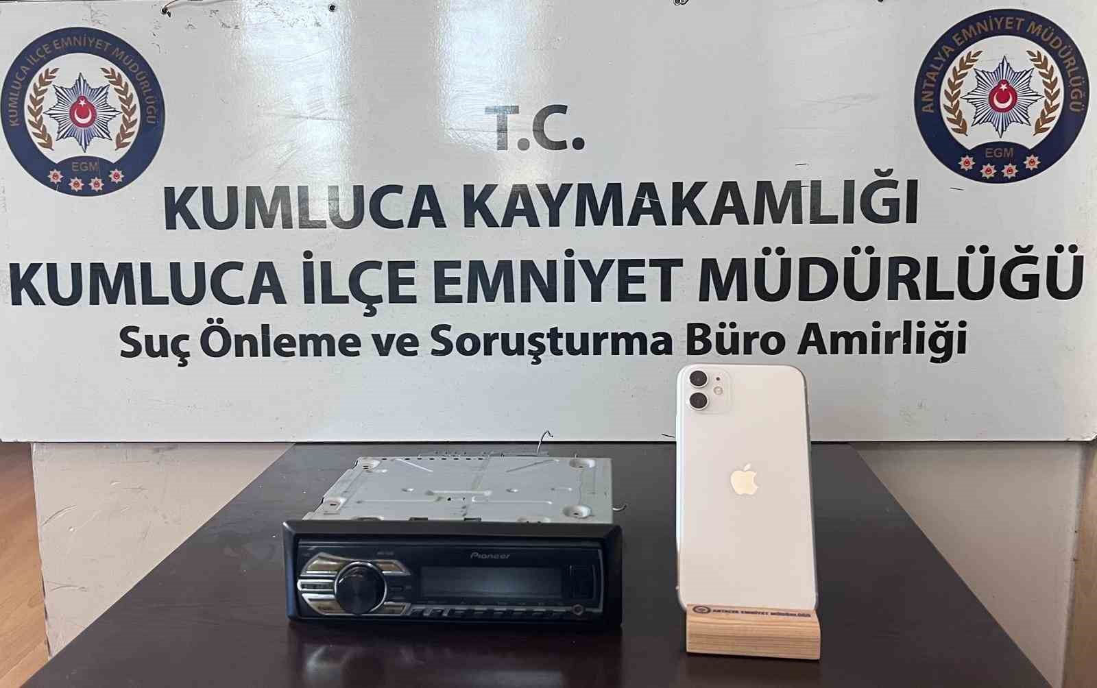 Oto hırsızı onlarca g&uuml;venlik kamerası izlenerek yakalandı
