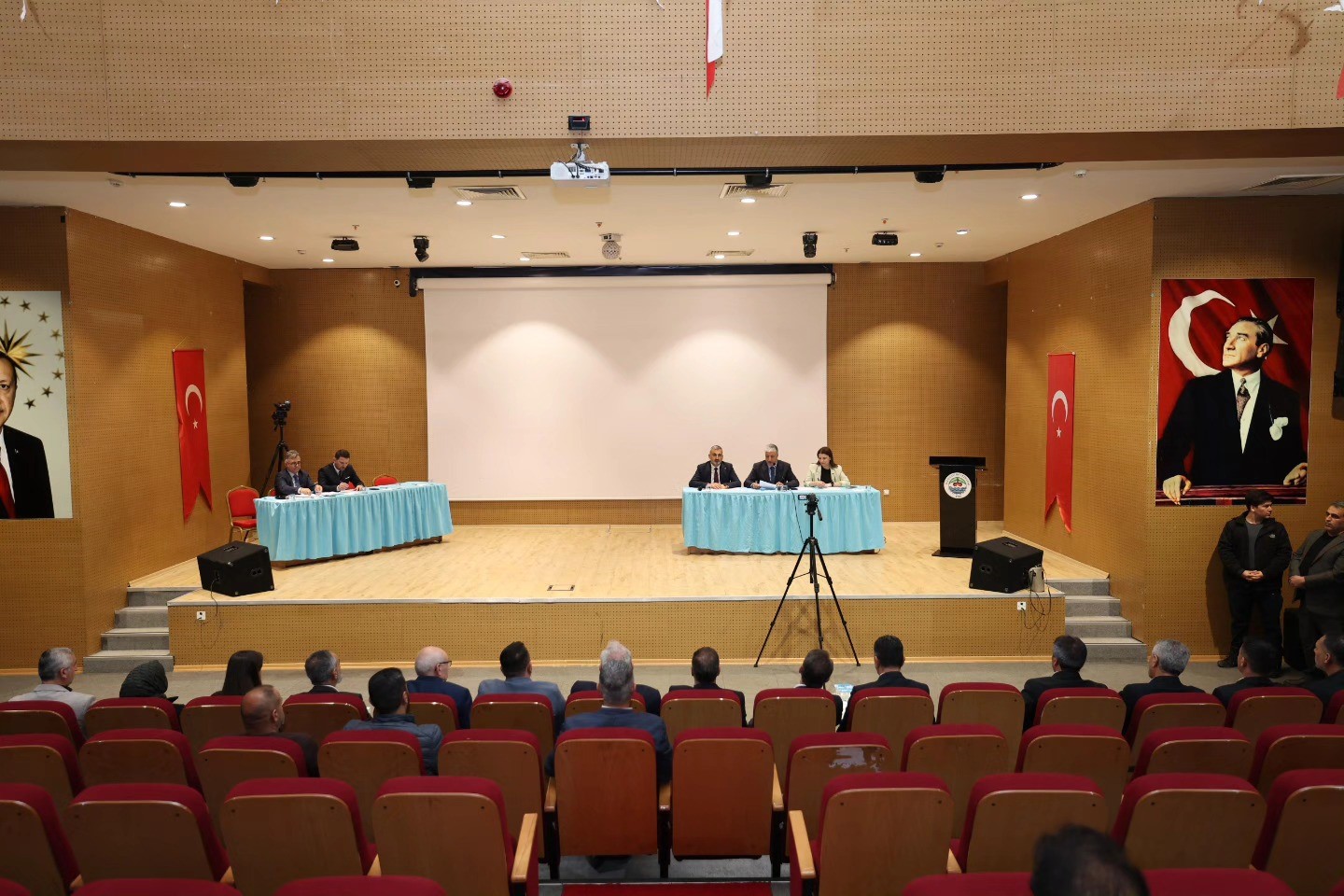 Başkan &Ouml;meroğlu TOKİ kura tarihini a&ccedil;ıkladı
