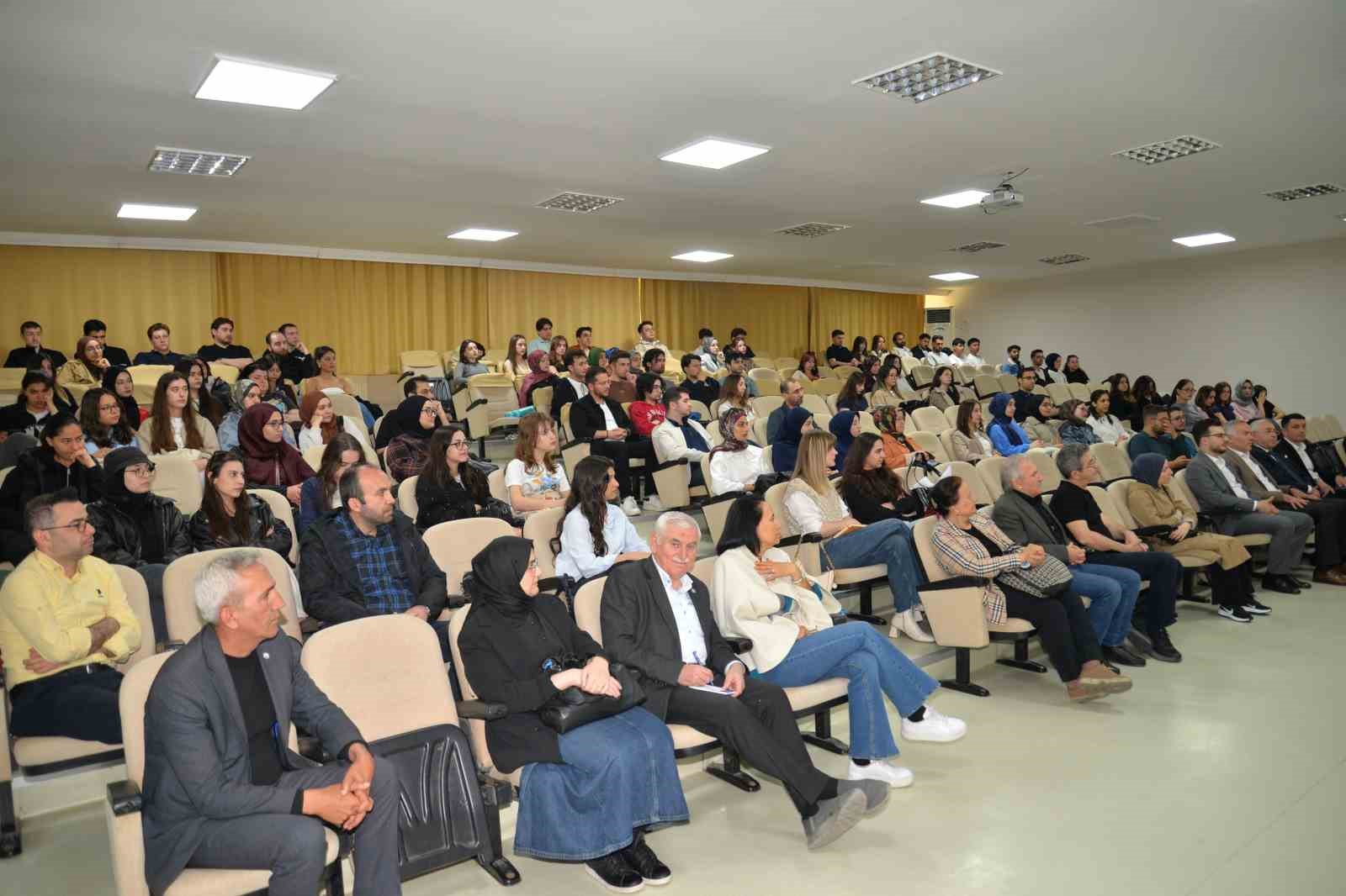 BU&Uuml;&rsquo;de Fethi Gemuhluoğlu anıldı
