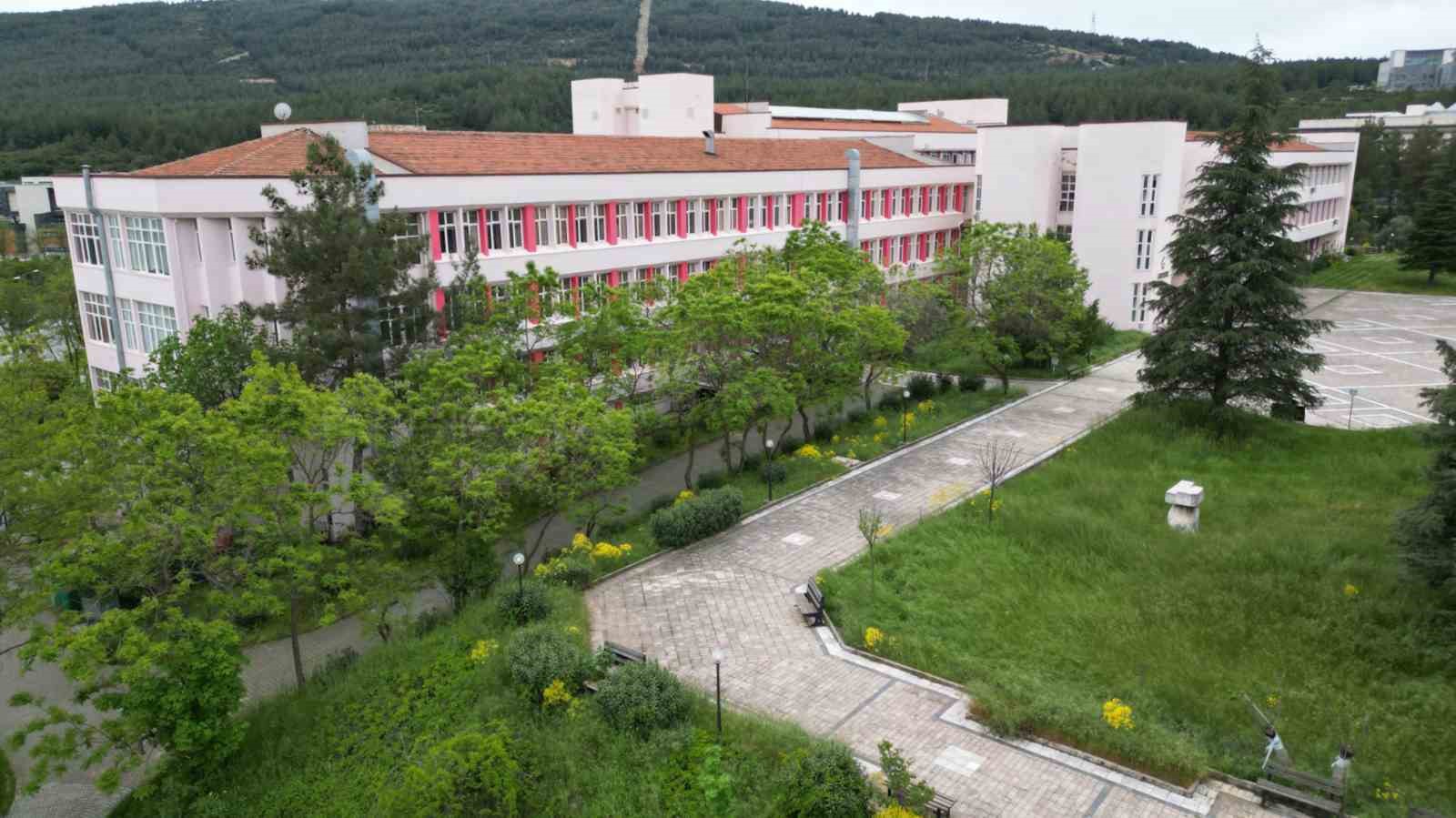 MSK&Uuml; Edebiyat Fak&uuml;ltesinde akreditasyon başarısı: 4 program tescillendi
