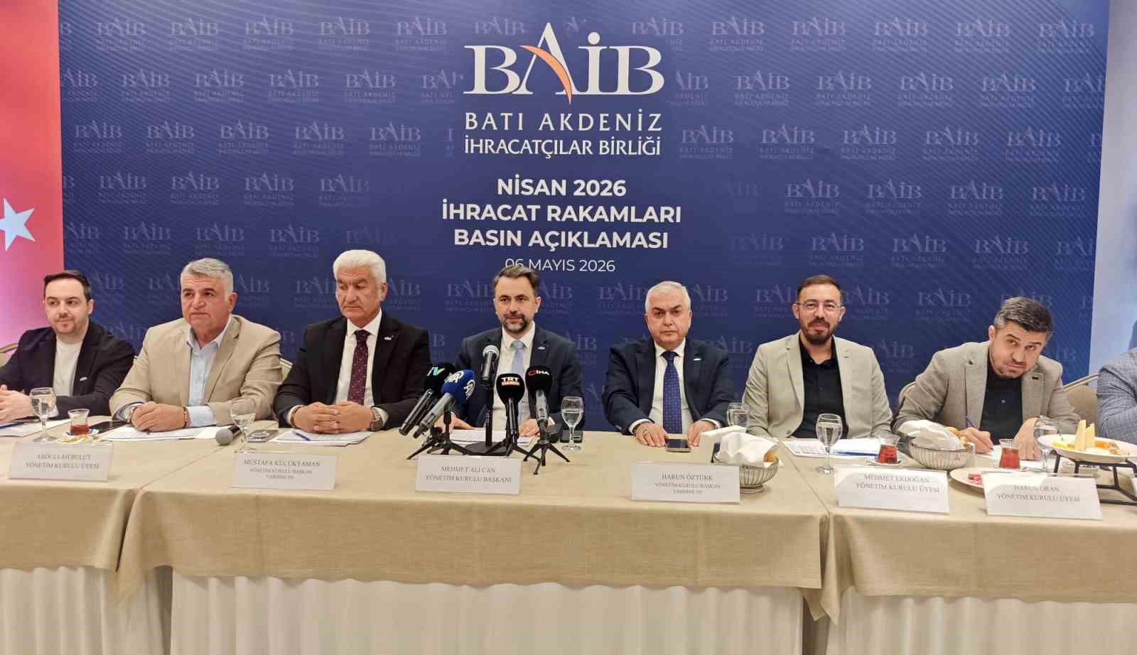 Batı Akdeniz ihracatı 1 milyar doları ge&ccedil;ti
