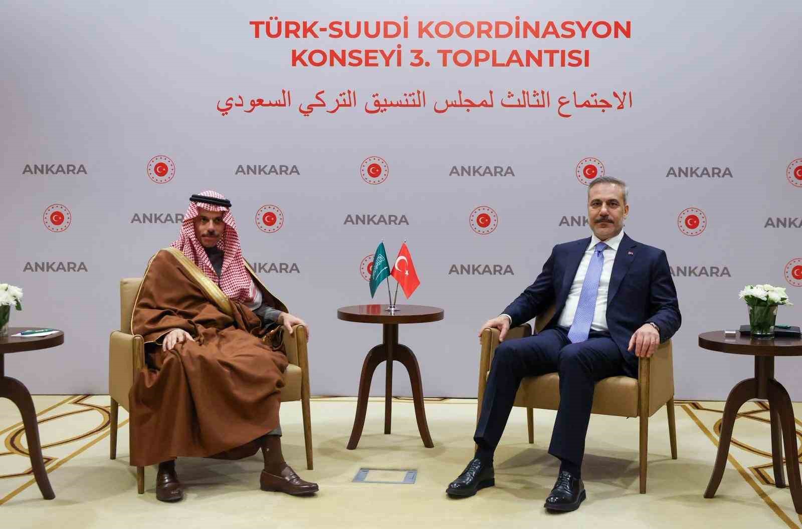 Bakan Fidan, Suudi mevkidaşı Al-Suud ile görüştü