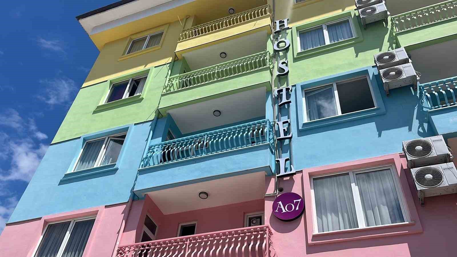 Antalya&rsquo;da hostelde kalan adam &ouml;l&uuml; bulundu
